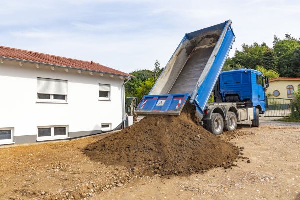 Garden Dirt Delivery in Glenview