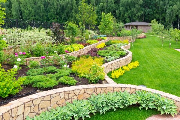 Home Garden Landscaping in Glenview
